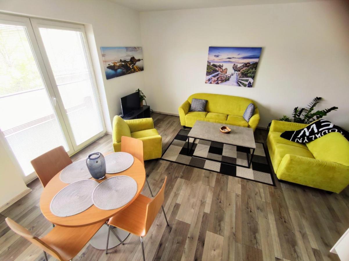 Comfort Apartment For 6 & Loggia & Free Parking Zilina Luaran gambar