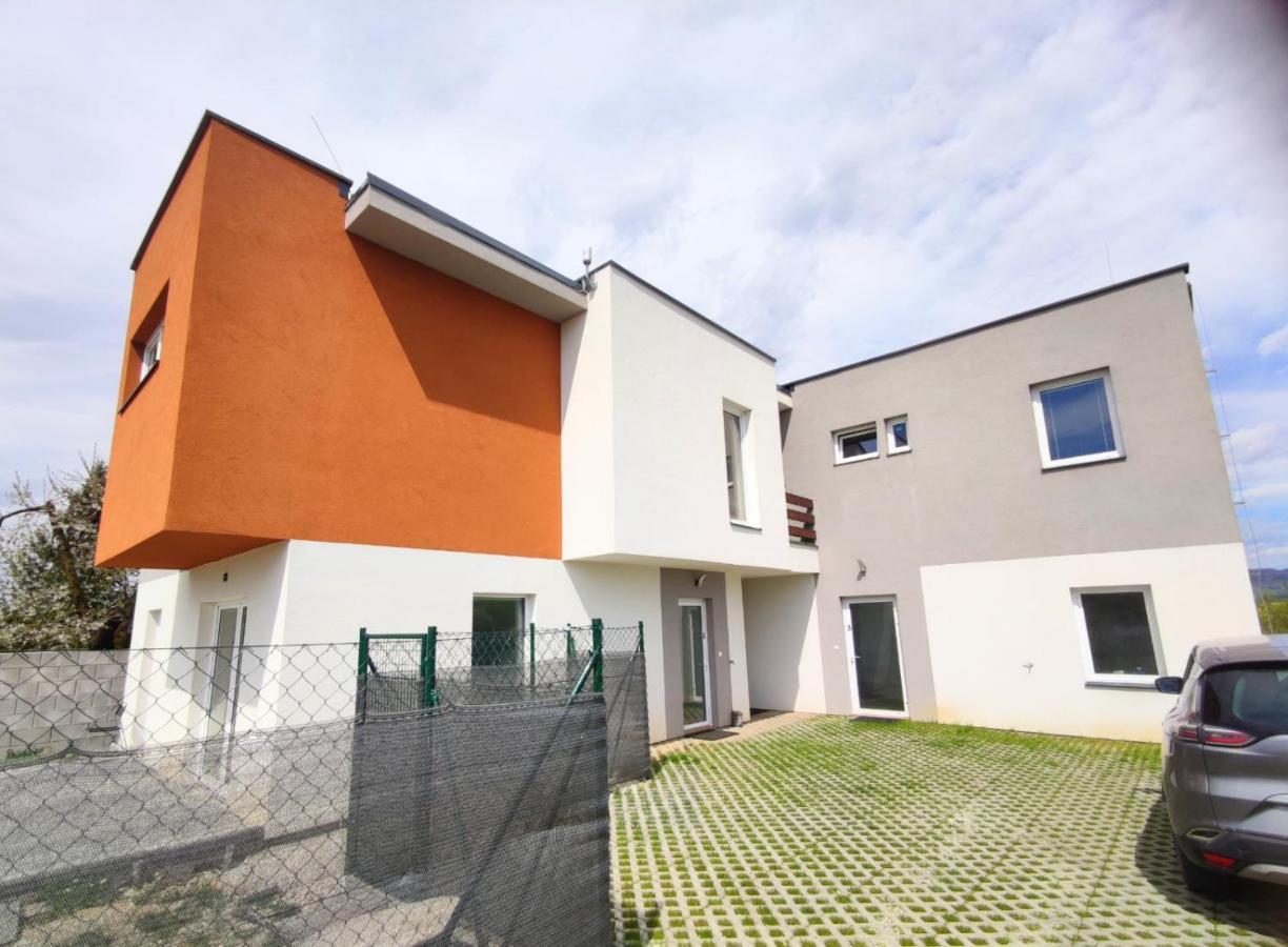 Comfort Apartment For 6 & Loggia & Free Parking Zilina Luaran gambar